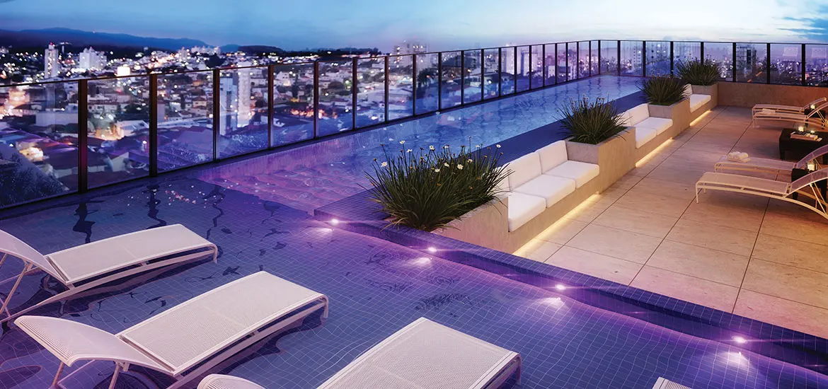 Piscina — Cosmopolitan
